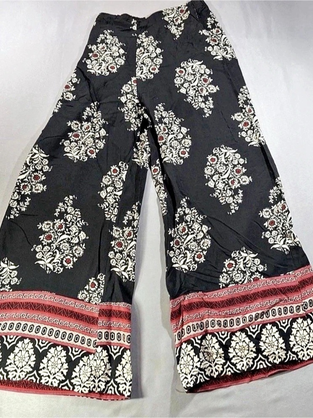 Free for Humanity Italy Palazzo Wide Leg Pants Black Red Floral Small